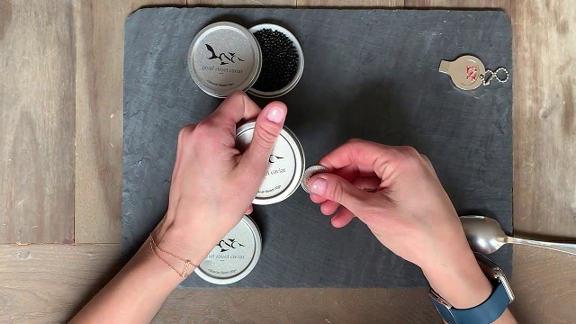 how to open caviar tin