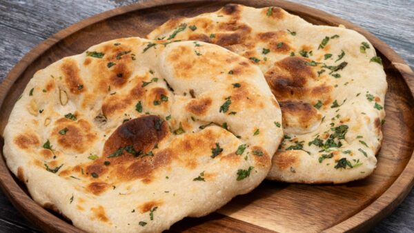how many carbs in pita bread