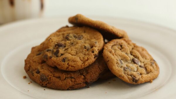 chocolate chip walnut cookies